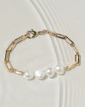 In the Pearls Bracelet
